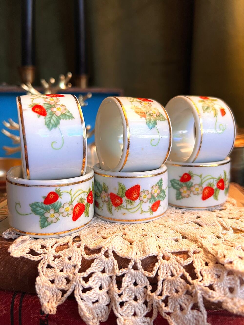 Strawberry Napkin Rings (Ceramic) - Avon, Set of 6
